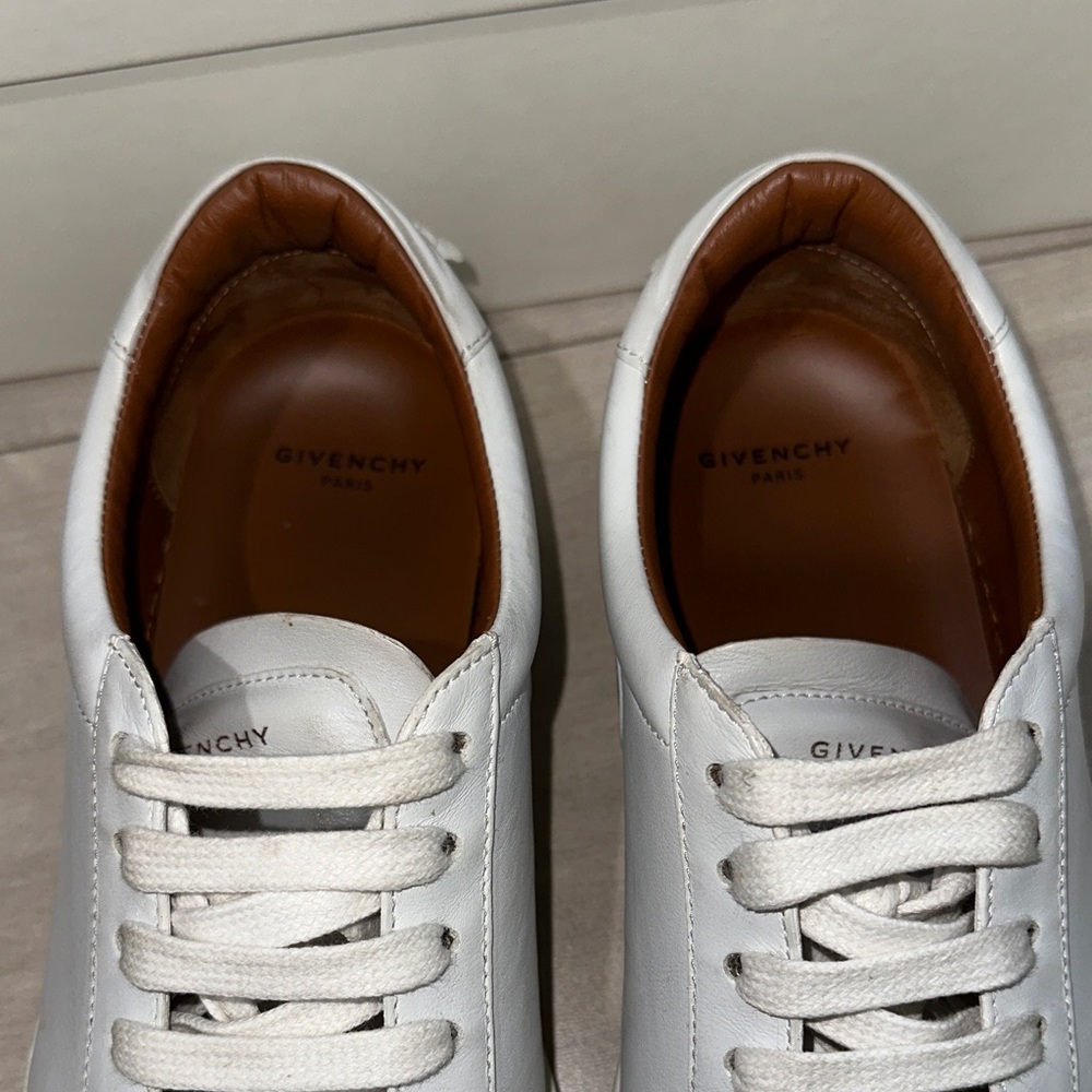 Givenchy Women’s Urban Street Classic White Sneakers - Picture 5 of 7